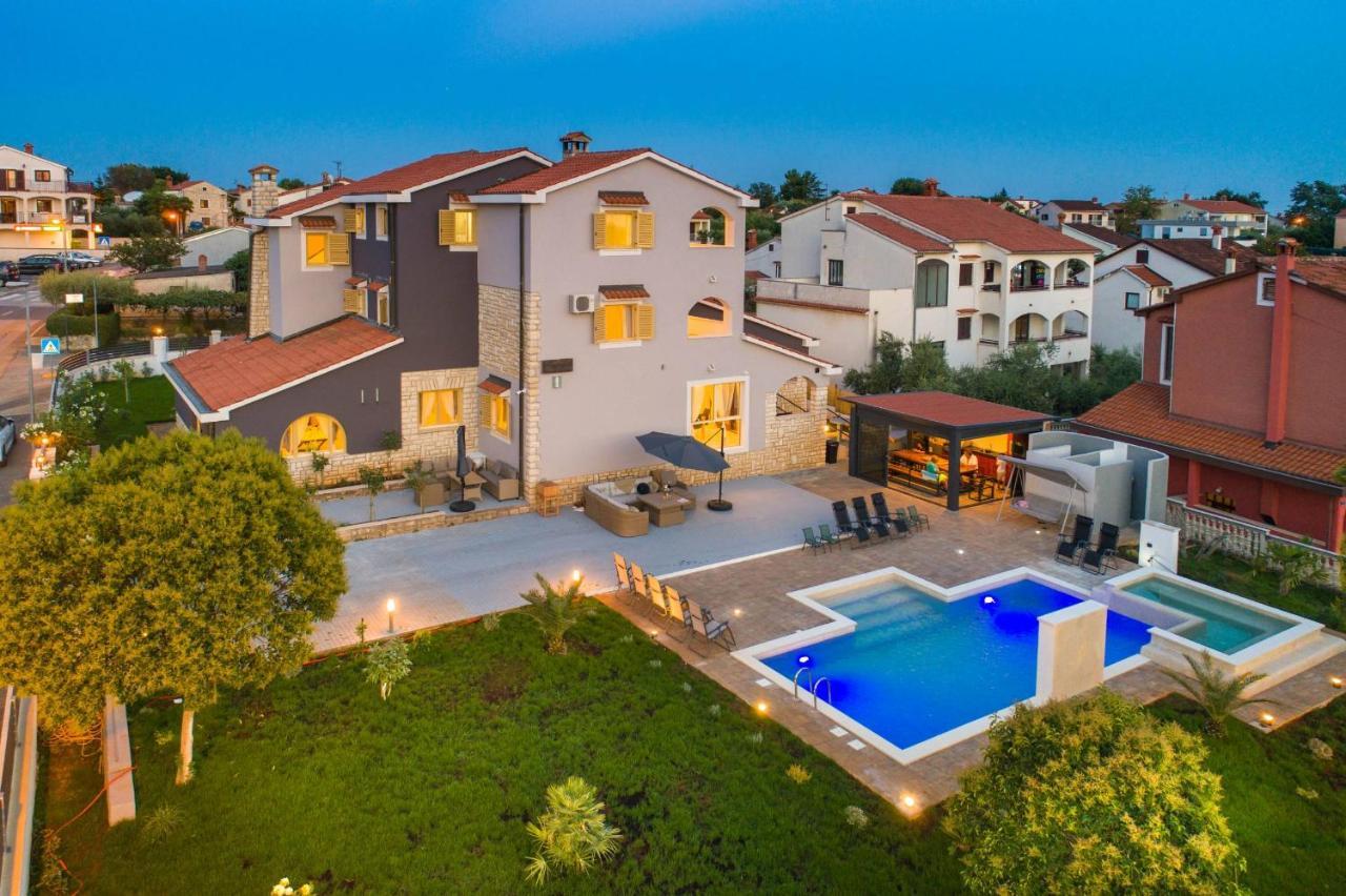 Villa Zorica Poreč Exteriör bild