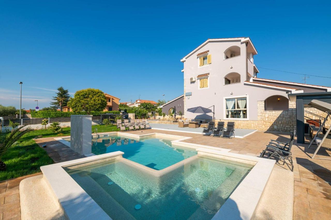 Villa Zorica Poreč Exteriör bild