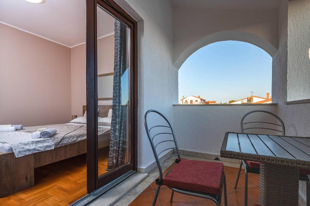 Villa Zorica Poreč Exteriör bild