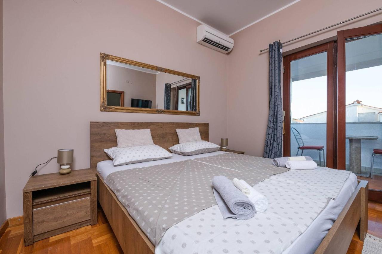 Villa Zorica Poreč Exteriör bild