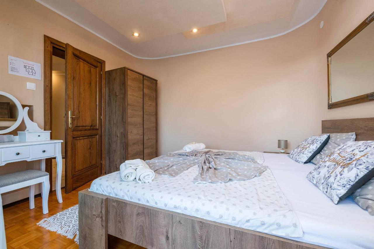 Villa Zorica Poreč Exteriör bild